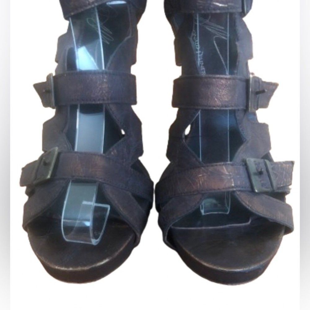 Donald J. Pliner gladiator iridescent red/brnz strppy 4” sandals SZ 6.5 mob wife - Picture 6 of 10